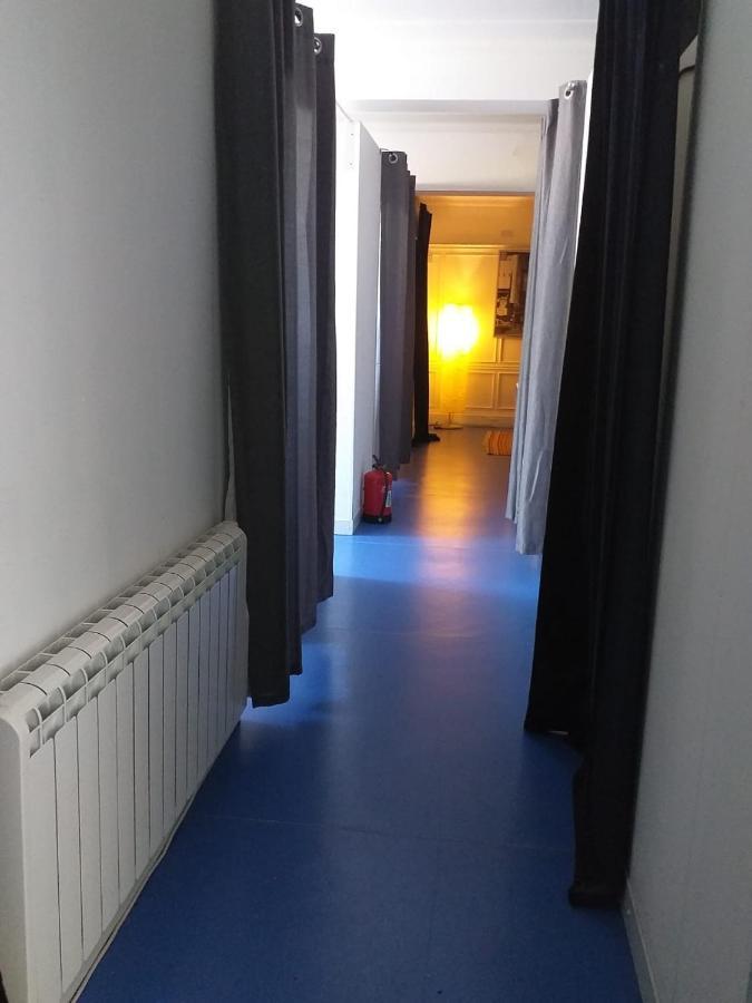 The Queens Hostel Londra Esterno foto