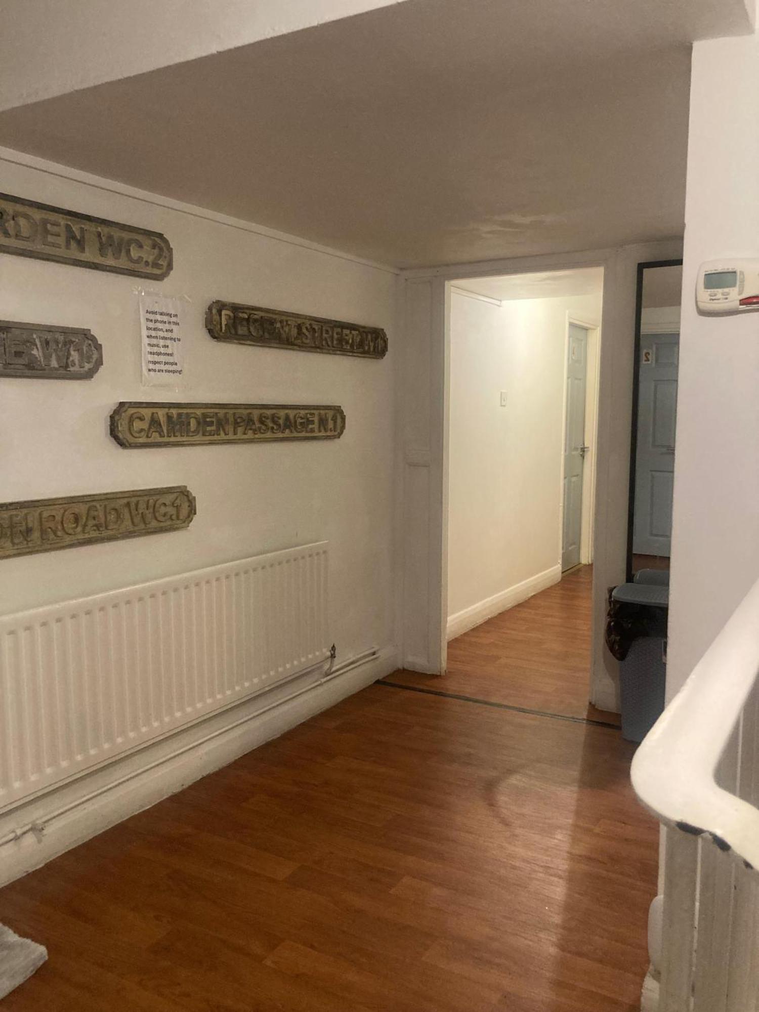 The Queens Hostel Londra Esterno foto