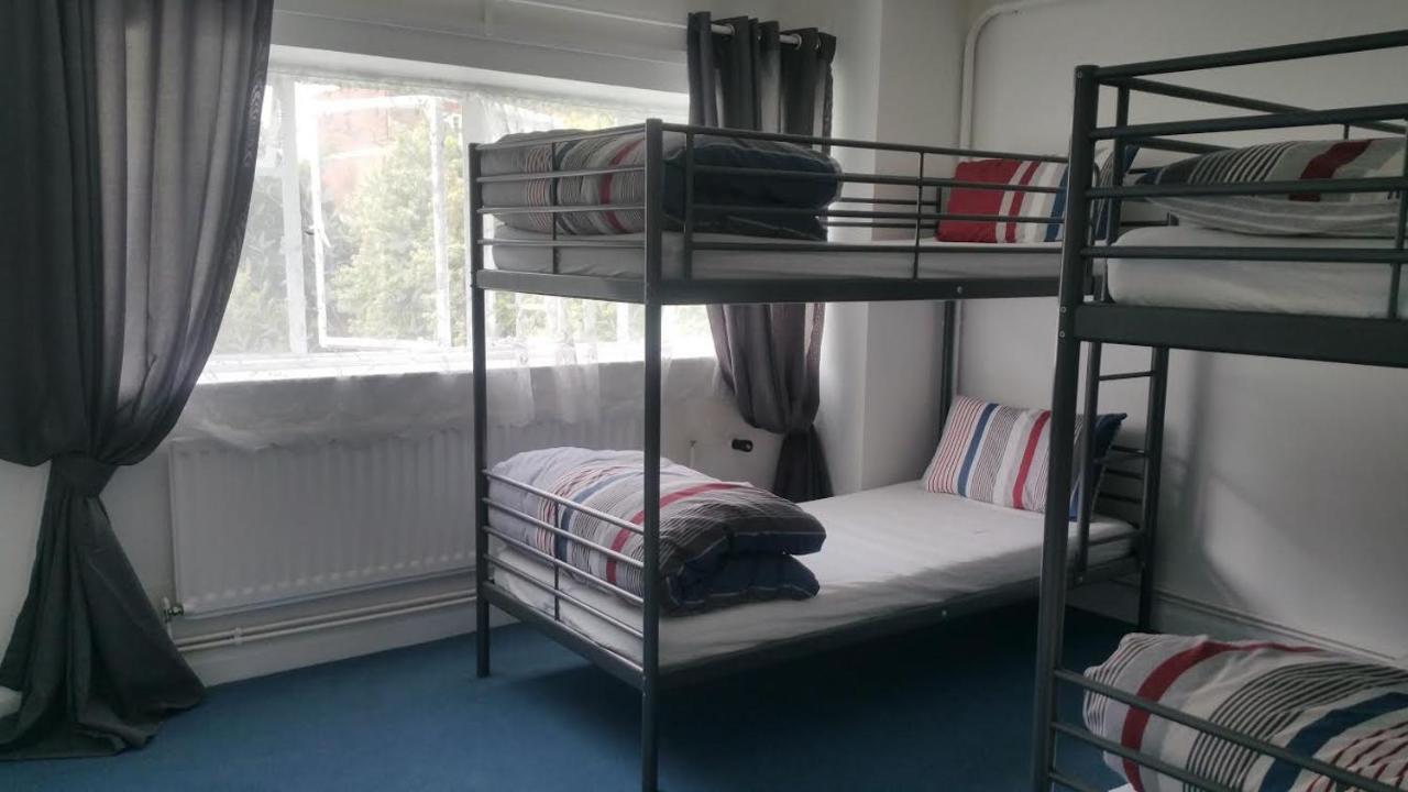 The Queens Hostel Londra Esterno foto